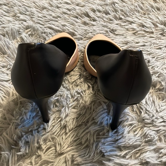 NWOT Calvin Klein Color Block Pumps - 8.5 - Picture 10 of 10